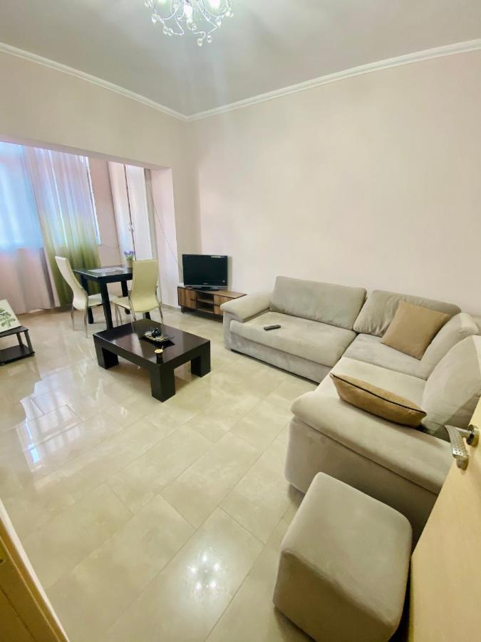Ultra Apartments 'New Baazar 2' Tirana Exterior photo