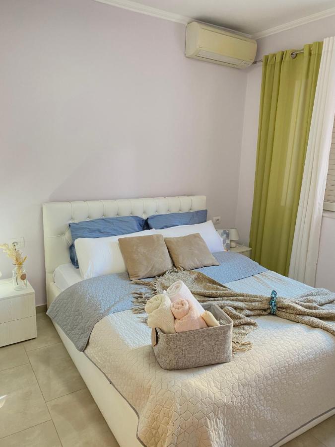 Ultra Apartments 'New Baazar 2' Tirana Exterior photo