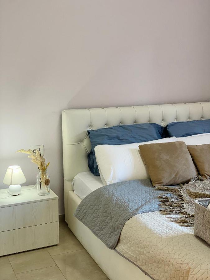 Ultra Apartments 'New Baazar 2' Tirana Exterior photo